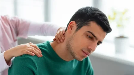 فیزیوتراپی گردن درد در شهرک غرب